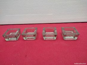 Antigüedades: 4 bases o soportes o protectores de vidrio cuadrados para patas de muebles